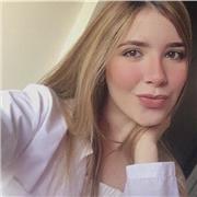 Hola soy María Pastor. Tengo 22 años y soy psicóloga